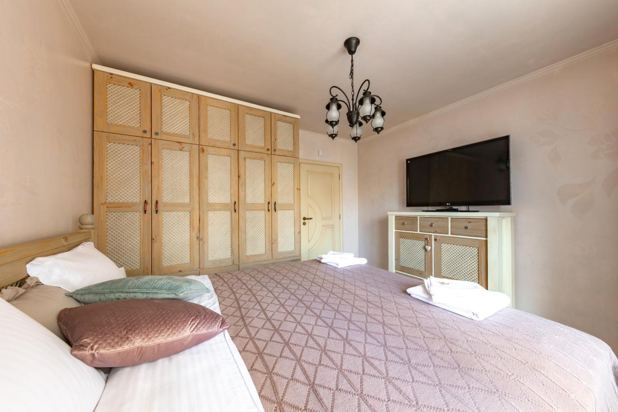Happy Town Apartments Veliko Tarnovo Exterior foto